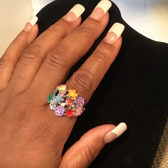 ♥️Fun stretch ring. - Picture 3 of 8